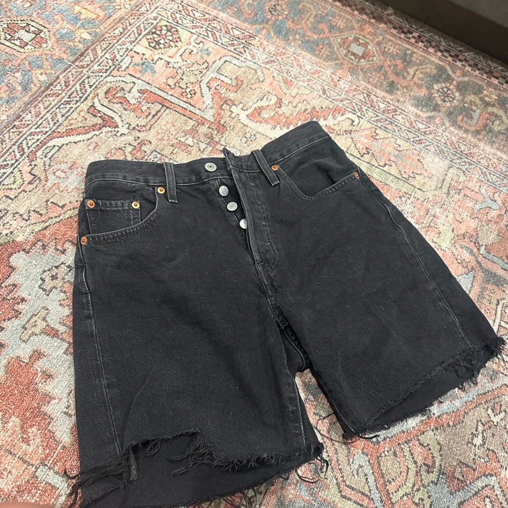 Levi's Black Jean Shorts High-Waisted Distressed